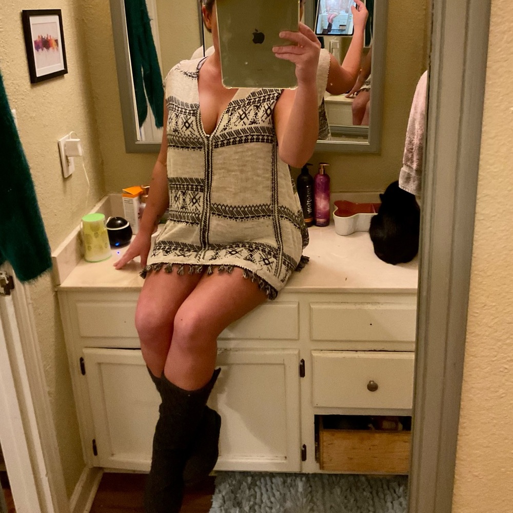 NEW LISTING‼️FREE PEOPLE Tunic - Picture 12 of 16